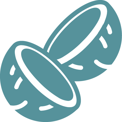 <strong>Coconut-derived cleansers</strong> create a rich lather without stripping skin.